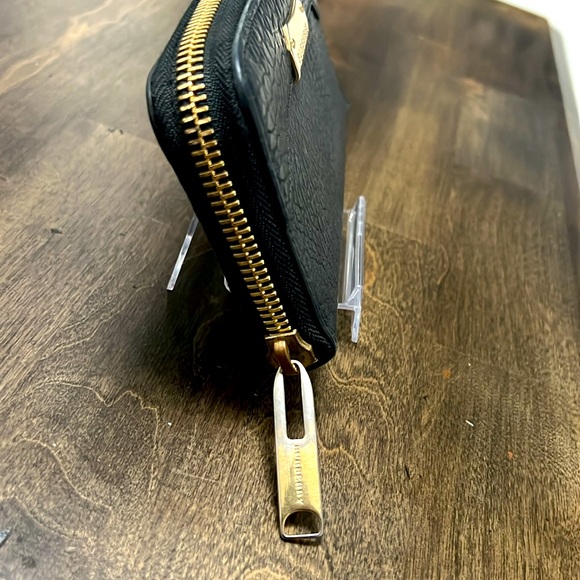 Low start-Burberry Heritage Grain Large Ziggy Zip Around Wallet - Picture 4 of 8